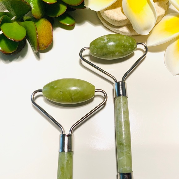 ‼️Last two Premium Jade Roller - Picture 3 of 3